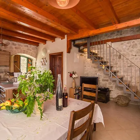 Old Stone House Villa