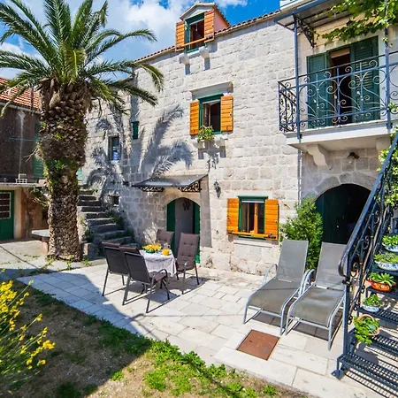 Villa Old Stone House
